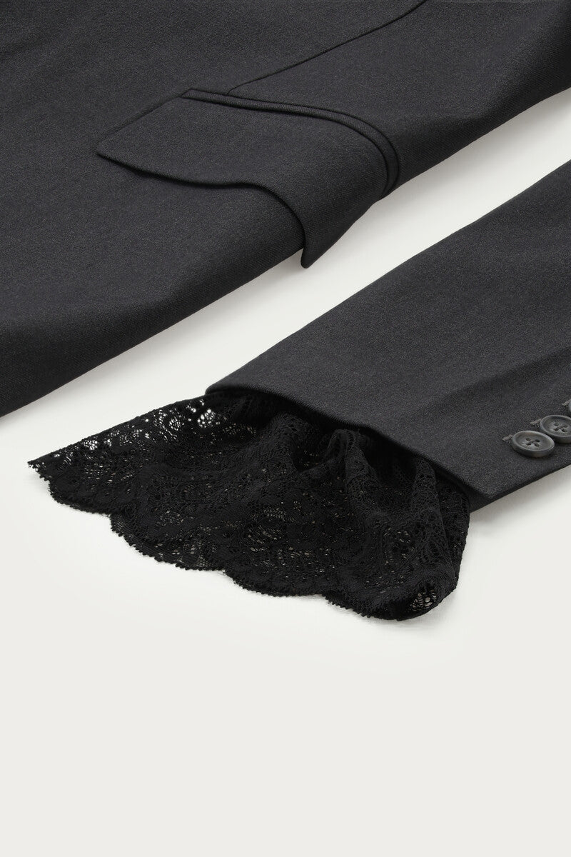 manchette en dentelle noire