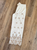 Pantalon beige avec broderie beige