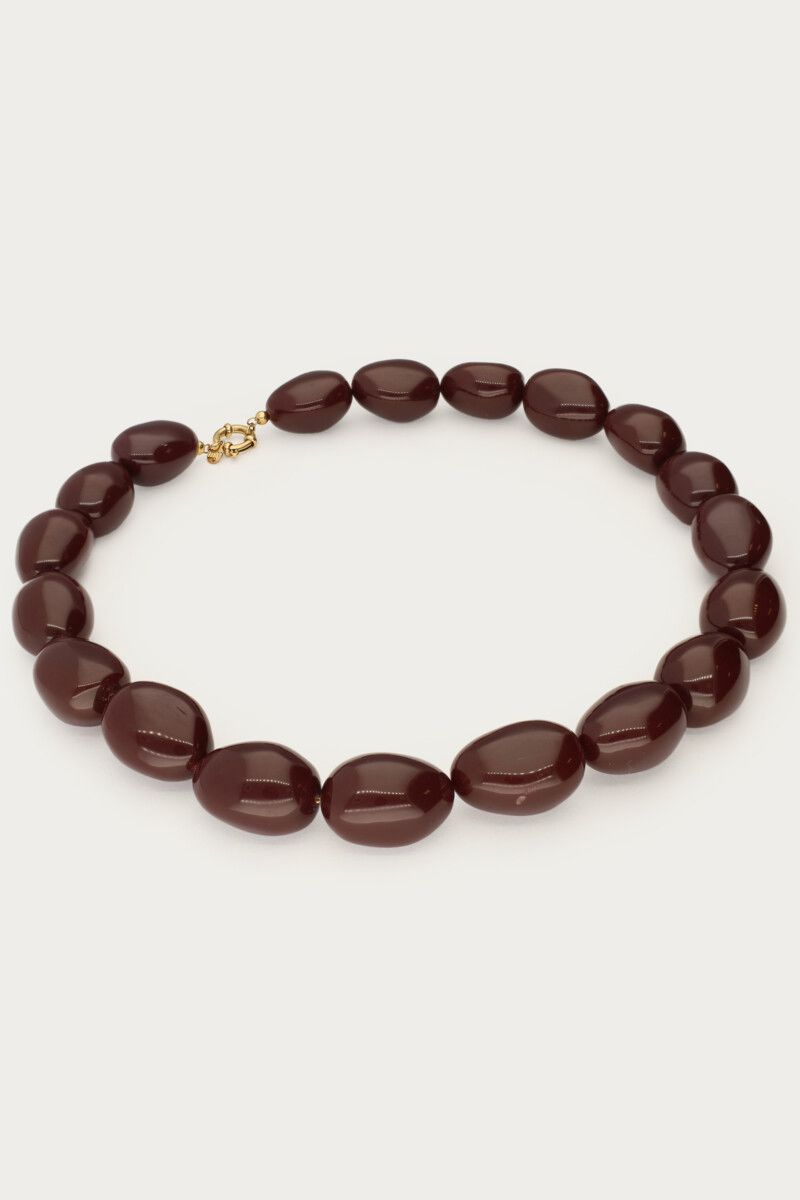 collier marron
