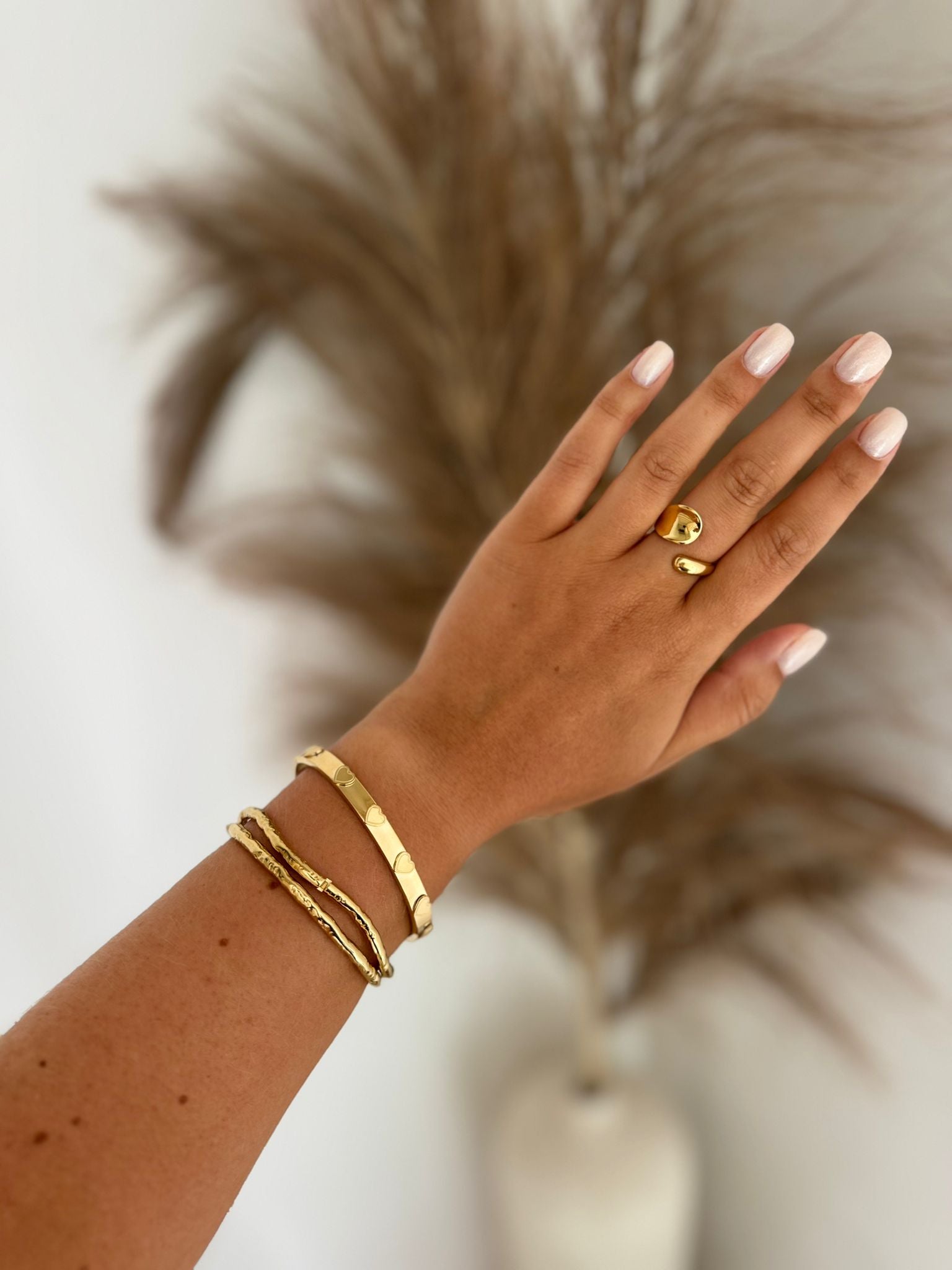 collection ligne sauvage jewellery