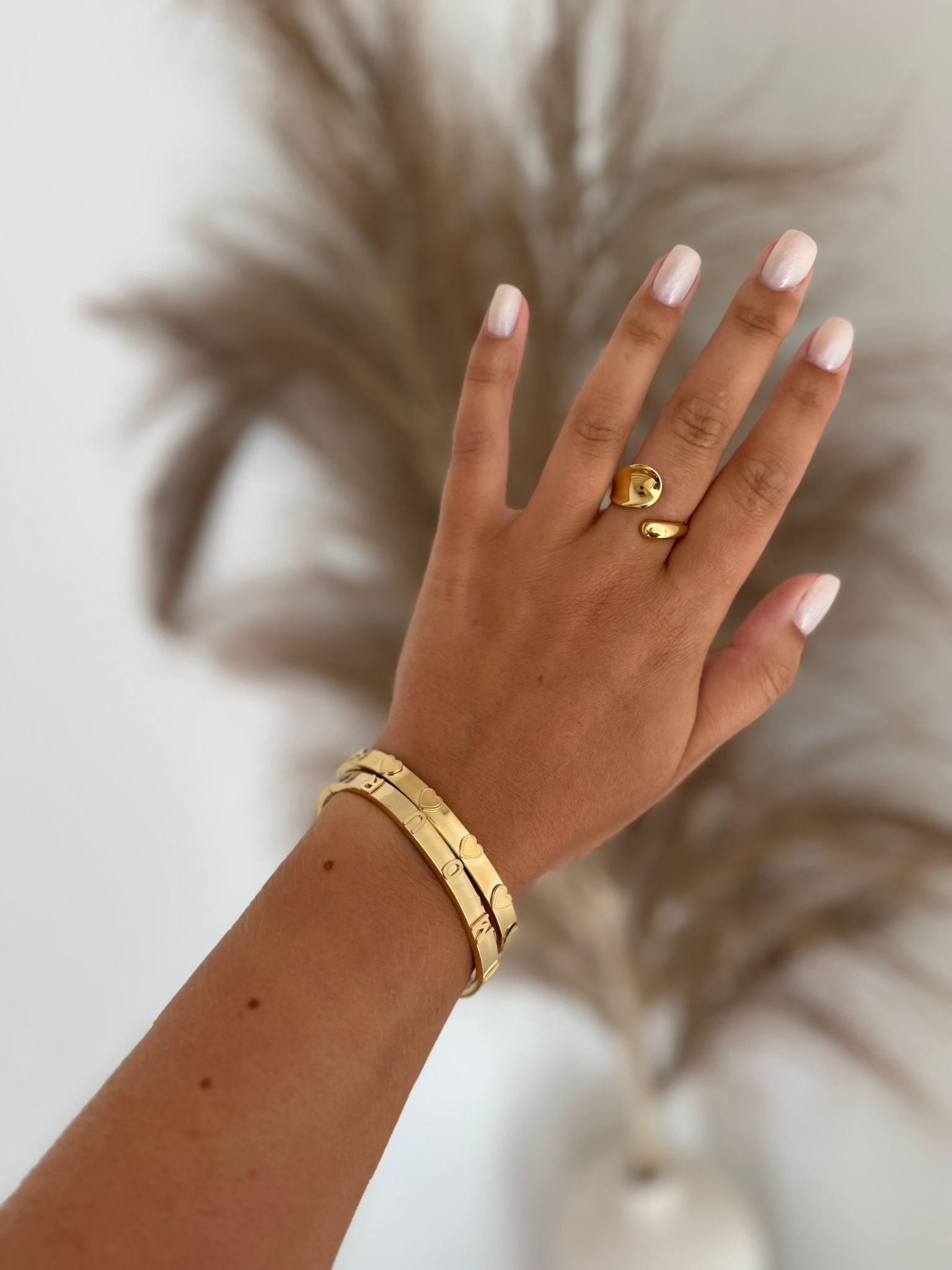 collection ligne sauvage jewellery