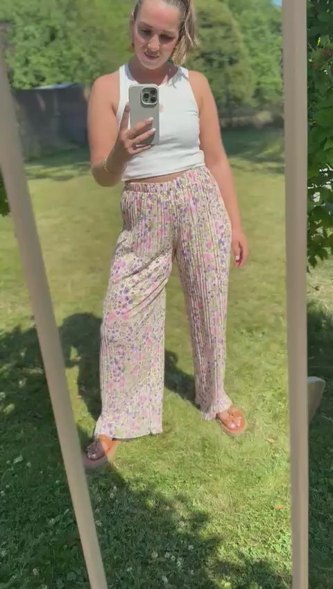 Pantalon à fleur vidéo